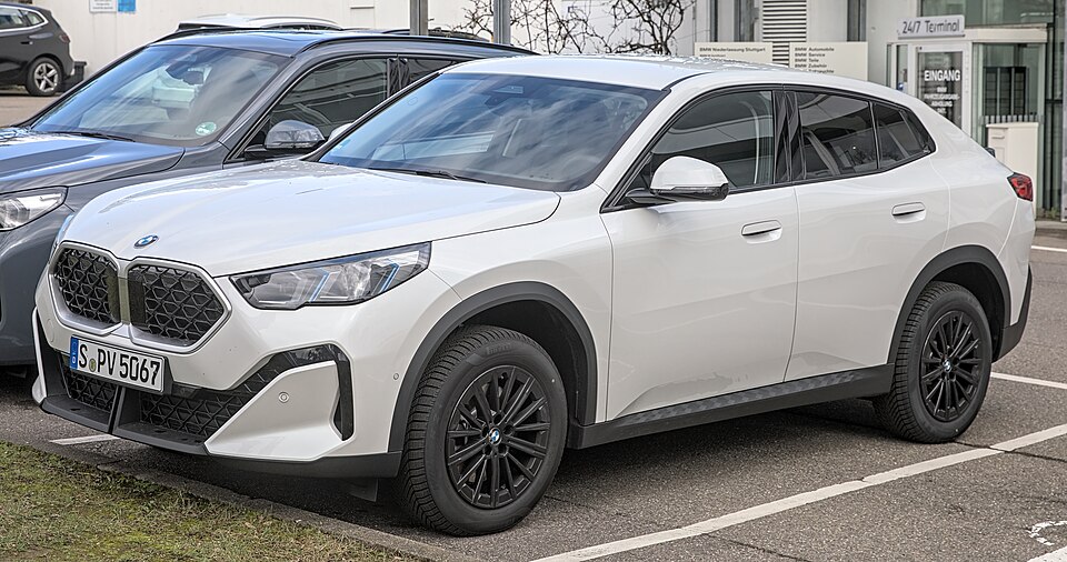 Foto de referencia de un BMW X2