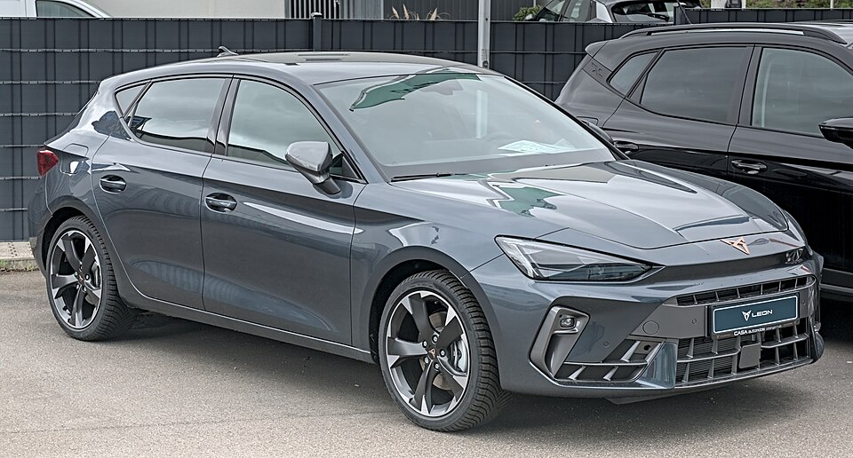 Foto de referencia de un Cupra León