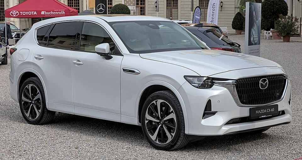 Foto de referencia de un Mazda CX-60