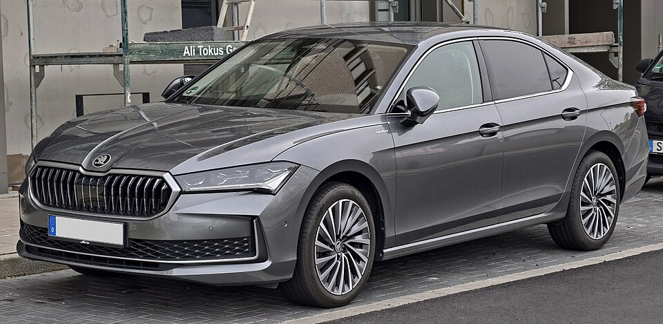 Foto de referencia de un Škoda Superb